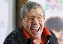 Addio a Jerry Lewis, una leggenda della comicità Jerry Lewis