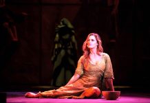 Chi è Lola Ponce, l’Esmeralda di Notre Dame de Paris ospite del Big Show di Pucci Lola Ponce