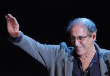 Rock Economy di Adriano Celentano, il promo a Mattino Cinque | Video Mediaset Il cantante Adriano Celentano