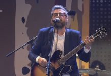 Chi è Brunori SAS, cantante in gara a Sanremo 2025? Brunori Sas