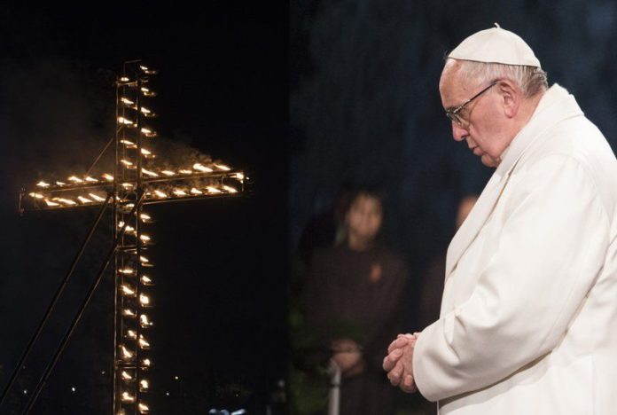 Il testamento di Papa Francesco, le ultime volontà: “Seppellitemi nella terra, semplice, con l’unica iscrizione Franciscus” Il testamento di Papa Francesco, le ultime volontà: “Seppellitemi nella terra, semplice, con l’unica iscrizione Franciscus”
