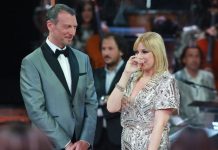Ora o Mai Più: lo show musicale di Amadeus convince. Vince la prima puntata Lisa ora o mai piu - lisa