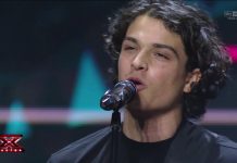 X Factor 2018, un figlio d’arte sul palco: Leo Gassman conquista giudici e pubblico | Video dell’esibizione Leo Gasmann - X Factor