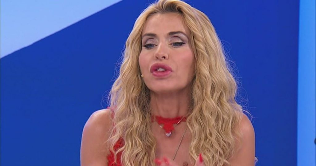 Valeria Marini Uomini e Donne