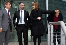 Ascolti tv mercoledì 30 agosto 2023: Scusate se esisto (15.6%), Beyond Paradise (9.5%) | Dati Auditel Scusate se esisto - film