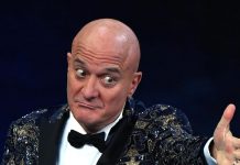 Ascolti tv, domenica 8 agosto 2021: Non c’è più religione (12.9%), Grand Hotel – Intrighi e passioni (10.5%) | Dati Auditel Claudio Bisio e la Giacca a Sanremo 2019