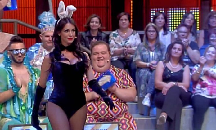 Avanti un altro 2019, la Coniglietta “fa vedere la mercanzia” | video Foto Coniglietta Avanti un altro 2019