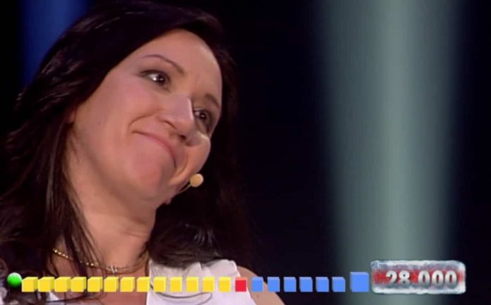 Avanti un altro 2019, il gioco finale della concorrente Azzurra | video Foto concorrente Avanti un altro 2019 Azzurra