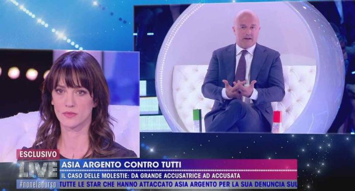 Live – Non è la D’Urso: Asia Argento contro tutti | Video Asia Argento contro tutti Live non è la D’Urso