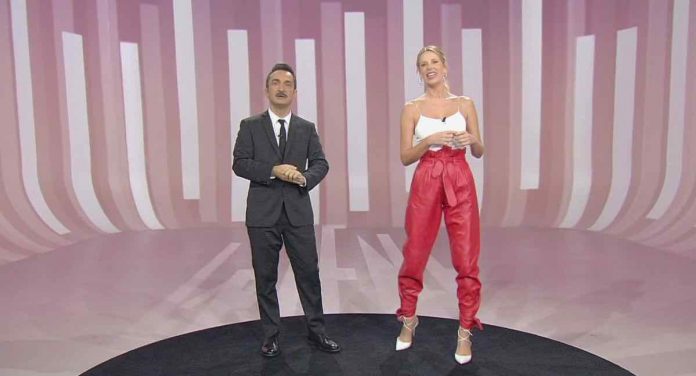 Le Iene, la replica della puntata di martedì 12 marzo 2019 Le Iene Marcuzzi Savino