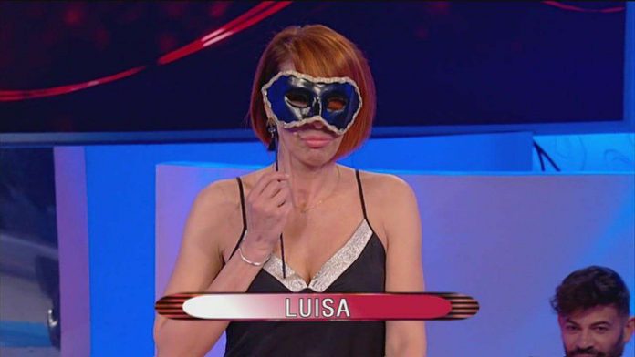 Uomini e Donne, trono over: Luisa piange per colpa di Armando | Video Luisa Uomini e Donne