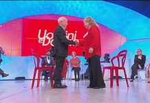 Uomini e Donne trono over: il racconto di Pasqualina tra guerra, sofferenza e buona volontà | Video pasqualina trono over