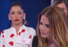 Uomini e Donne, trono over: Roberta dichiara di essere innamorata di Riccardo | Video Roberta Uomini e Donne