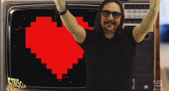 Striscia La Notizia: il fenomeno Momo è una bufala | Video Striscia La Notizia fenomeno momo