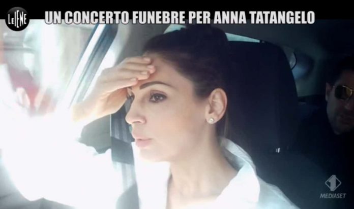 Anna Tatangelo, lo scherzo “funebre” de Le Iene | video Mediaset completo Foto Anna Tatangelo Le Iene 2019