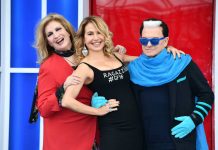 Domenica Live: primo collegamento con gli aspiranti concorrenti del GF 16 Foto D'Urso Zanicchi Malgioglio Grande Fratello 2019