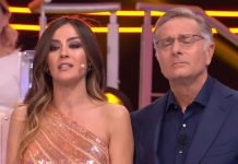 Giorgia Palmas “Giulietta” a Ciao Darwin: le sue parole sull’amore | video Foto Giorgia Palmas Ciao Darwin