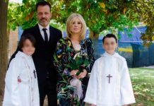 Gf 16, il discorso di Kikò Nalli ai figli e le parole su mamma Tina Cipollari | video Foto Kikò Nalli Tina Cipollari e figli