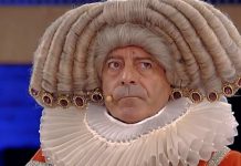 Avanti un altro 2019, Luca Laurenti è il Conte Felice Mastronzo | video Foto Laurenti Conte Felice Mastronzo Avanti un altro 2019