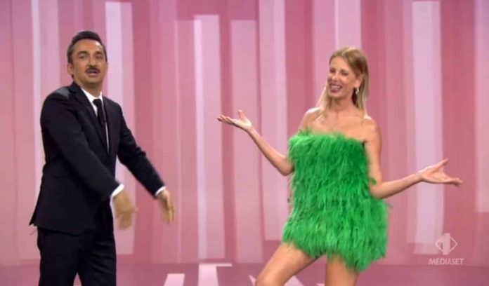 Le Iene, la puntata di martedì 23 aprile 2019 | video Mediaset Foto Savino Marcuzzi Iene 16 aprile 2019