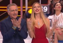 Ciao Darwin 2019, Taylor Mega imbarazza Bonolis: “A letto…” | video Foto Taylor Mega Bonolis Ciao Darwin 2019