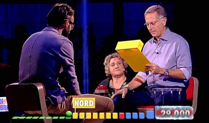 Avanti un altro 2020, la prima vincita dell’edizione va al concorrente di nome Fabio | video Mediaset Foto concorrente gioco finale Avanti un altro 2019 10 04