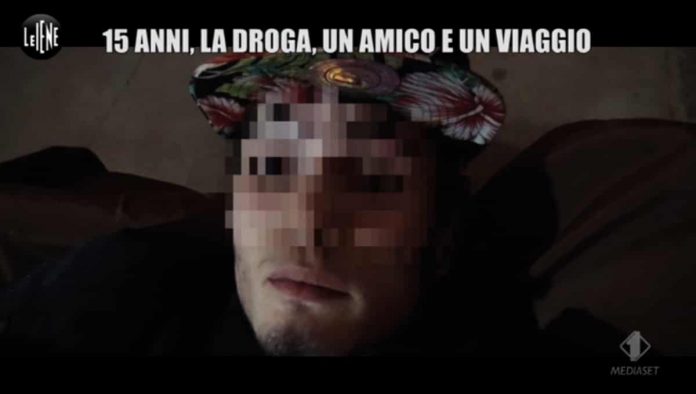 Le Iene, Matteo Viviani: “15 anni, la droga, un amico e un viaggio” | video Mediaset Natan, ragazzo "drogato" di 15 anni a Le Iene