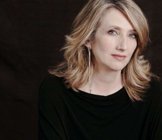 Lunetta Savino, intervista: “I fan la vogliono quindi bisognerà fare Studio Battaglia 2” Lunetta Savino