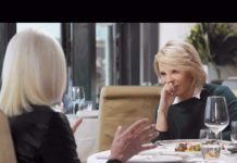 Raffaella Carrà, Maria De Filippi vuole rifare Carramba! con le storie di C’è posta per te? Maria De Filippi e Raffaella Carrà insieme in Rai