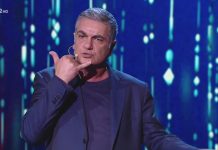 Made in Sud a Pasquetta, polemiche per lo sketch di Simone Schettino: il comico costretto ad intervenire sui social Il comico Simone Schettino