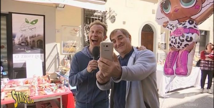 Striscia La Notizia, i cartelli di Cristiano Militello | video Mediaset Striscia La Notizia Cristiano Militello