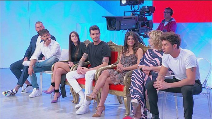 Uomini e Donne, trono classico: puntata di oggi 18 aprile 2019 | Video Mediaset Uomini e Donne oggi 18 aprile 2019