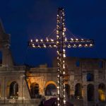 Ascolti tv di venerdì 29 marzo 2024: Rito la Via Crucis (20.5%), Se potessi dirti addio (16.9%) | Dati Auditel Via Crucis Papa Francesco Colosseo 2019