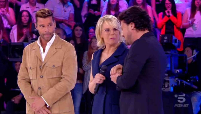 Amici 2019 Serale, via i direttori artistici Martin e Grigolo: cosa succederà ora? | video I direttori artistici Ricky Martin e Vittorio Grigolo lasciano Amici 2019 Serale
