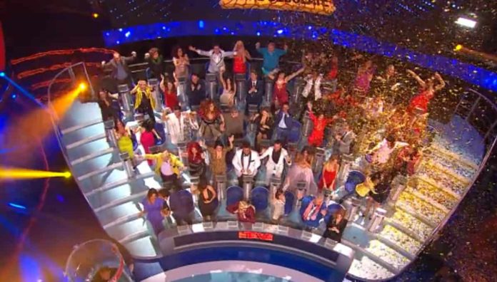 Ciao Darwin, chi ha vinto ieri sera tra Umani e Mutanti? | video Mediaset La vittoria del mondo della Tv a Ciao Darwin