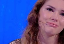 Uomini e donne, Klaudia Poznanska è la “non scelta” di Andrea Zelletta | video Mediaset / Witty tv Klaudia Poznanska è la "non scelta" di Andrea Zelletta a Uomini e donne