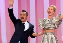 Ascolti tv ieri, The Voice of Italy vs Le Iene | Dati Auditel 7 maggio 2019 I conduttori de Le Iene 2019 del martedì salutano nella loro ultima puntata di stagione