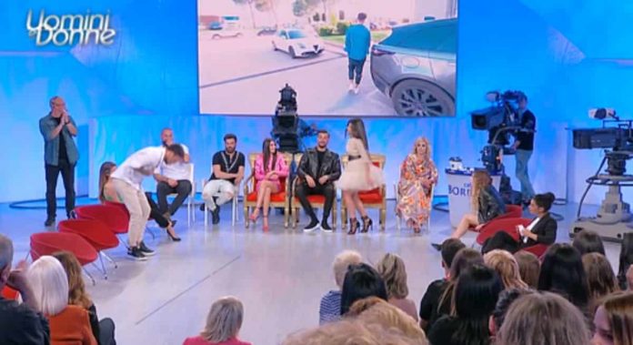 A Uomini e donne Manuel va via dallo studio