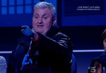 Caduta Libera, la puntata del 29 maggio 2019 con “L’Uomo Gatto” | video Mediaset L'Uomo Gatto (Gabriele Sbattella) in studio a Caduta Libera 2019