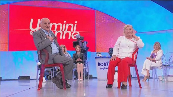 Uomini e Donne, trono over: Pasqualina e la sua lezione di vita | Video Pasqualina e Antonio del trono over di Uomini e Donne