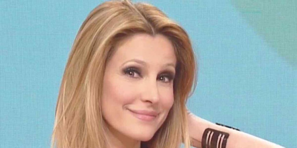 Adriana Volpe, chiuso Mezzogiorno in famiglia