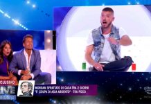 Francesca De André, Gennaro e Giorgio litigano a Live – Non è la D’Urso | video Mediaset La lite tra Francesca De André, Gennaro Lillio e Giorgio a Live - Non è la D'Urso