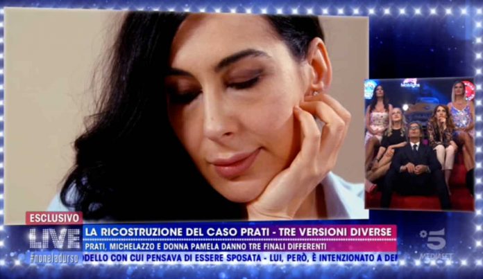Pamela Prati gate, a Live – Non è la D’Urso la docu-fiction in stile Drive-in | video Mediaset A Live - Non è la D'Urso la docu-fiction sul Pamela Prati gate