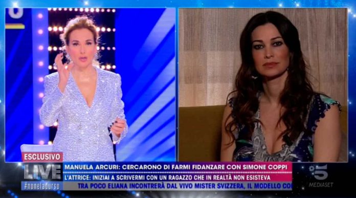 Manuela Arcuri a Live – Non è la D’Urso: “Questa è una cosa gravissima” | video Mediaset Manuela Arcuri a Live - Non è la D'Urso