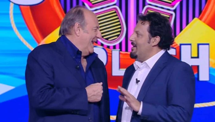 Caduta Libera Splash, la puntata del 7 luglio 2019 con ospite Enrico Brignano | video Mediaset Enrico Brignano ospite a sorpresa a Caduta Libera 2019