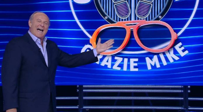 “Grazie Mike”: Caduta Libera ha ricordato Mike Bongiorno con un’intera puntata speciale | video Sabato 7 settembre 2019 Gerry Scotti ha condotto lo speciale "Caduta Libera - Grazie Mike"