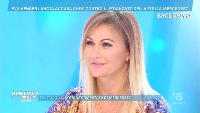 Eva Henger a Domenica Live: appello accorato per la figlia | Video Mediaset Domenica live Eva Henger