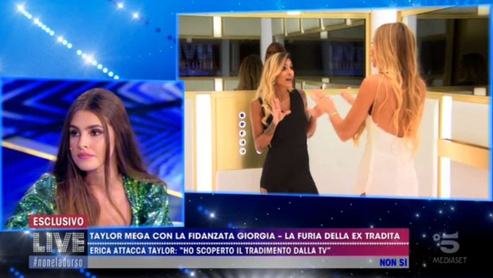 Taylor Mega presenta la fidanzata Giorgia a Live – Non è la D’Urso: Erica Piamonte non ci sta | video Mediaset Taylor Mega e il faccia a faccia con Giorgia ed Erica