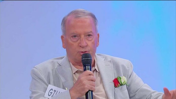 Uomini e Donne trono over: lo show di Giuseppe, poeta dalla Calabria con furore | Video Witty Tv Giuseppe di Uomini e Donne over