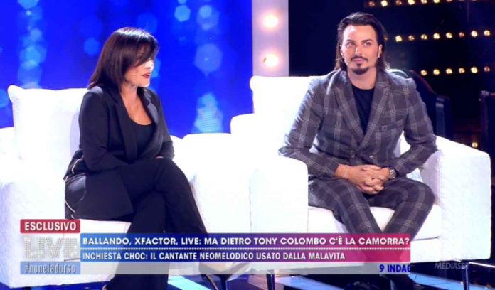 Tony Colombo e la moglie Tina a Live – Non è la D’Urso: la replica all’inchiesta di Fanpage | Video Mediaset Tony Colombo e la moglie Tina replicano all'inchiesta di Fanpage a Live - Non è la D'Urso